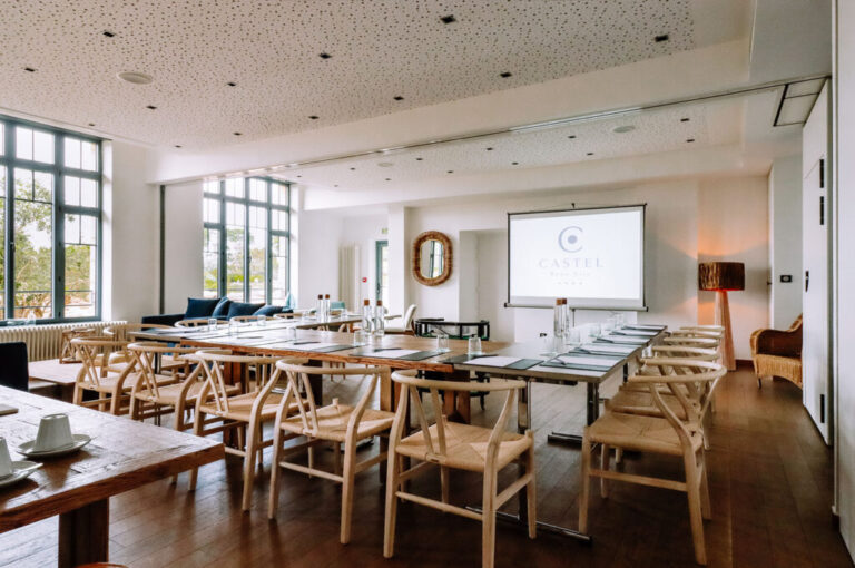 Organisateur de séminaire à Perros-Guirec 17 Hôtel Le Caste Beau Site, Salle Séminaire, Ploumanac_h